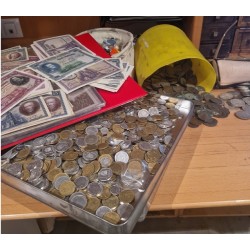 LOTE 5 BILLETES Y MAS DE 50...