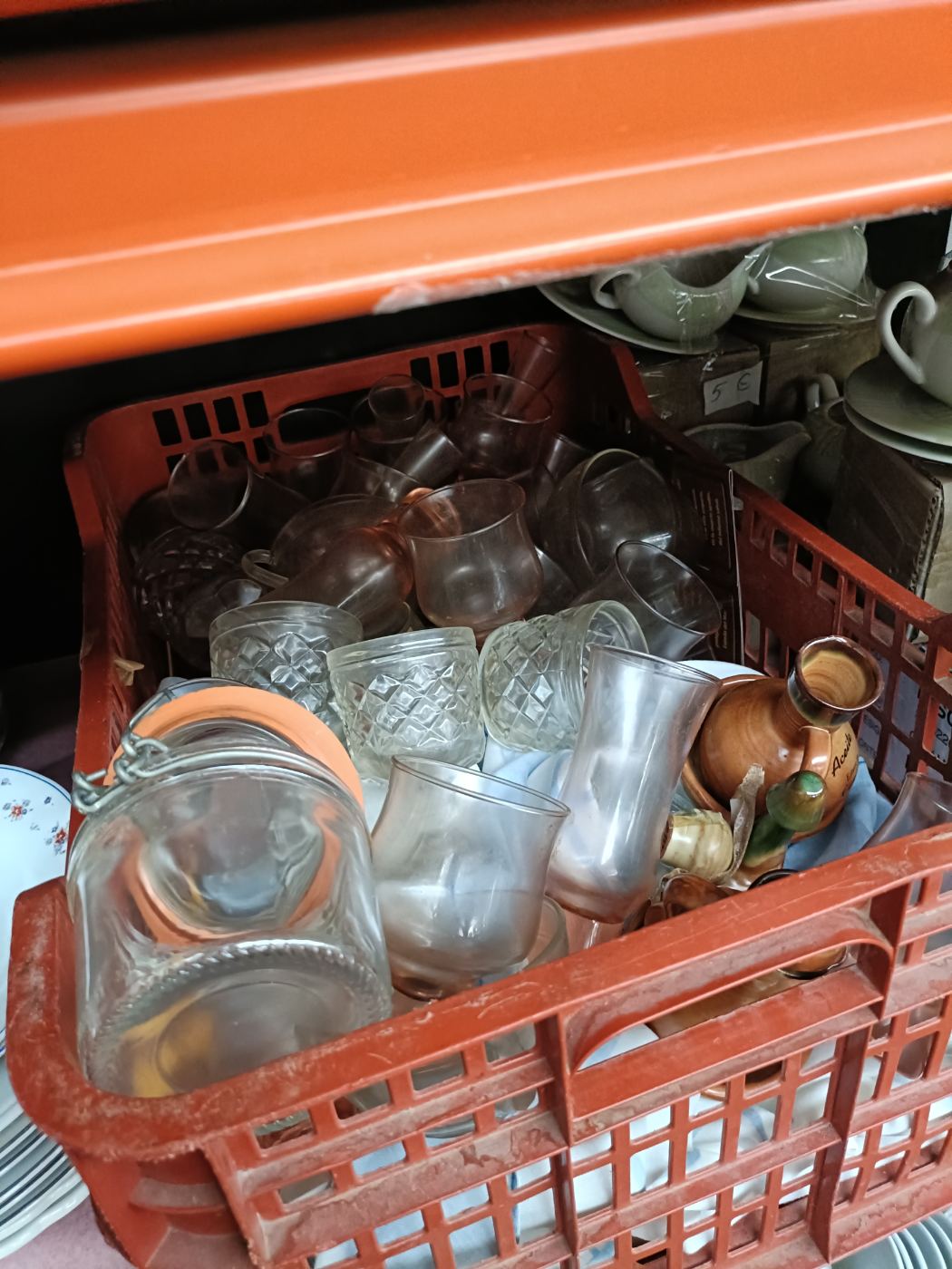 Lote de 6 tazas variadas de cristal y vidrio