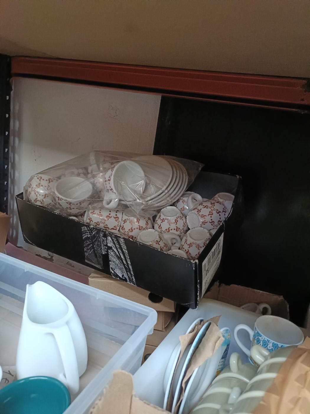 Set de 6 tazas con diseño en caja
