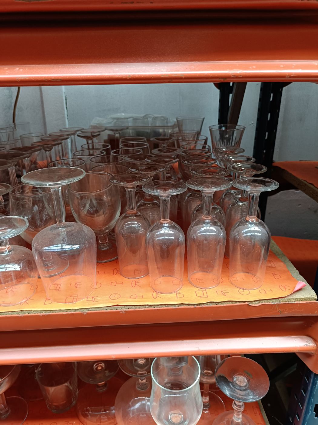Copas variadas usadas para diferentes bebidas