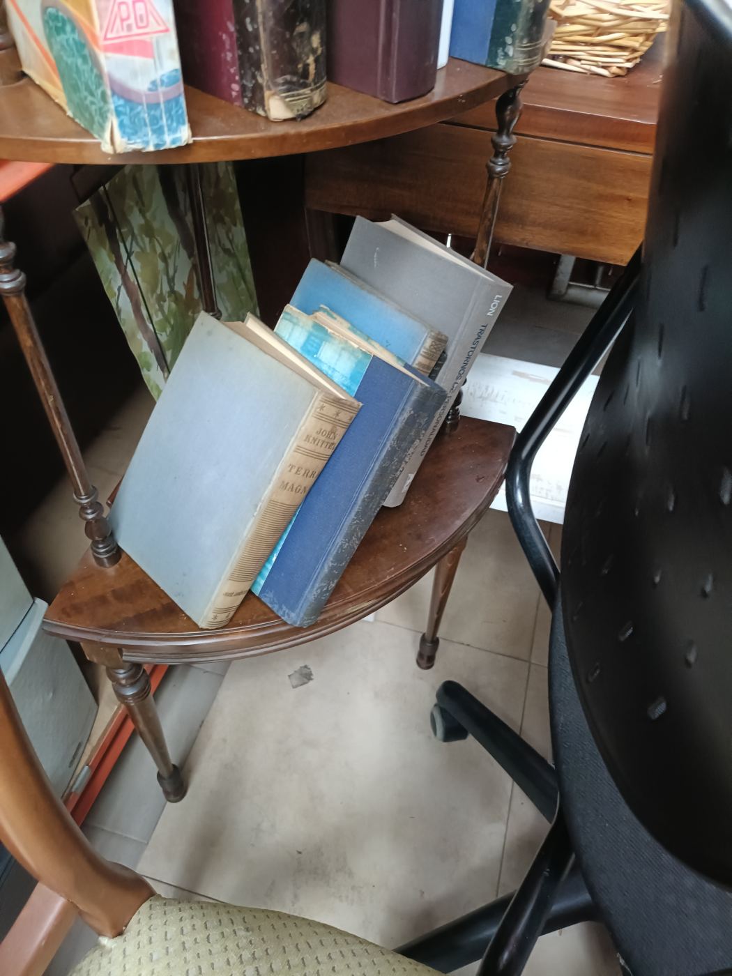 Lote de libros antiguos variados
